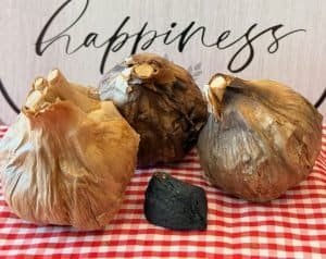 Black Garlic & Black Garlic Powder - Dynomite Farm